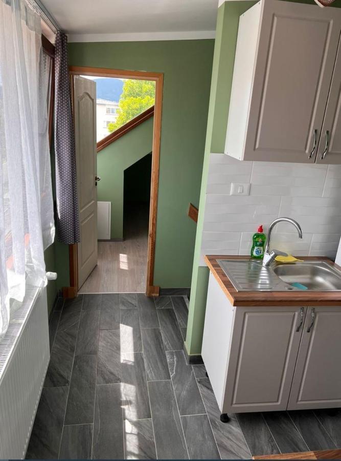 Premont Studios Ghimbav Екстер'єр фото