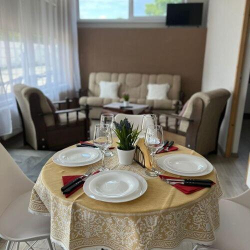 Premont Studios Ghimbav Екстер'єр фото